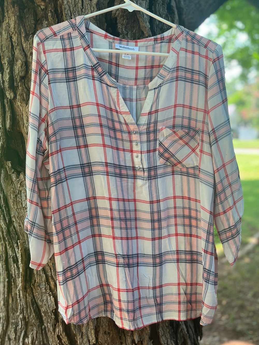 Motherhood Women's Cream Plaid Button Henley lightweight Top XL Fits like L